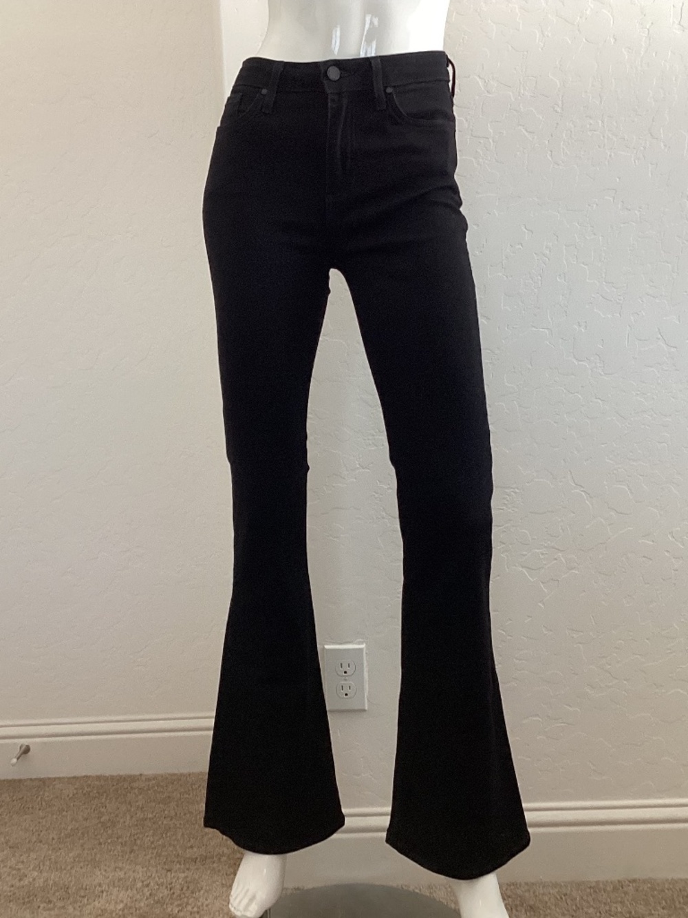 Just Black Denim NEW WITHOUT TAGS, size 27 (waist 14), black, bell bottom